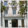 Edificio municipal de recaudación en Plaza Santa Ana